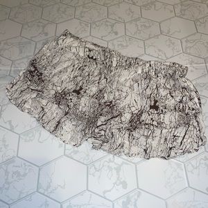 Betro Simone Flowy Shorts